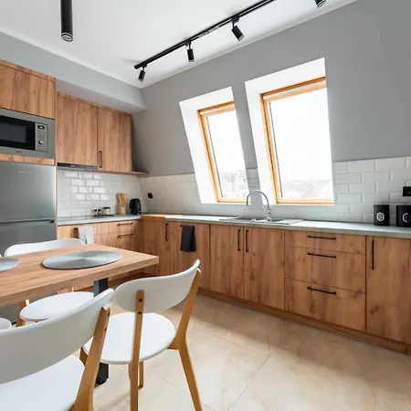 Przy Baszcie - Z Prywatnym Parkingiem W Centrum - By Spaceapart * Jelenia Góra