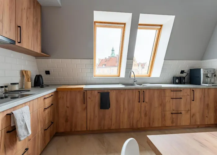 Διαμέρισμα Przy Baszcie - Z Prywatnym Parkingiem W Centrum - By Spaceapart