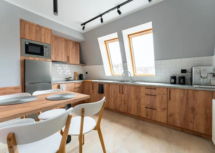 Przy Baszcie - Z Prywatnym Parkingiem W Centrum - By Spaceapart * Jelenia Góra